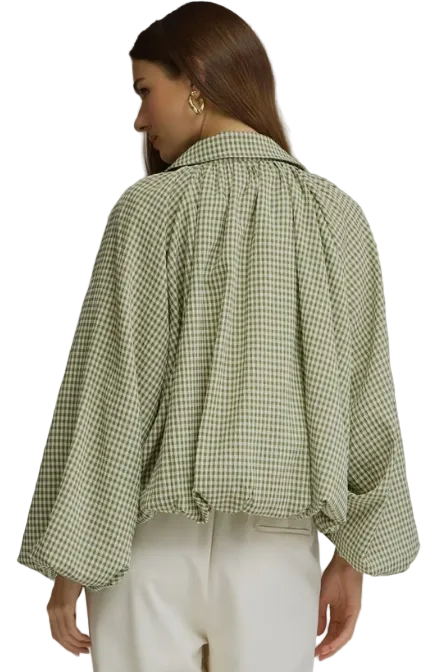 Gingham long balloon sleeve jacket.